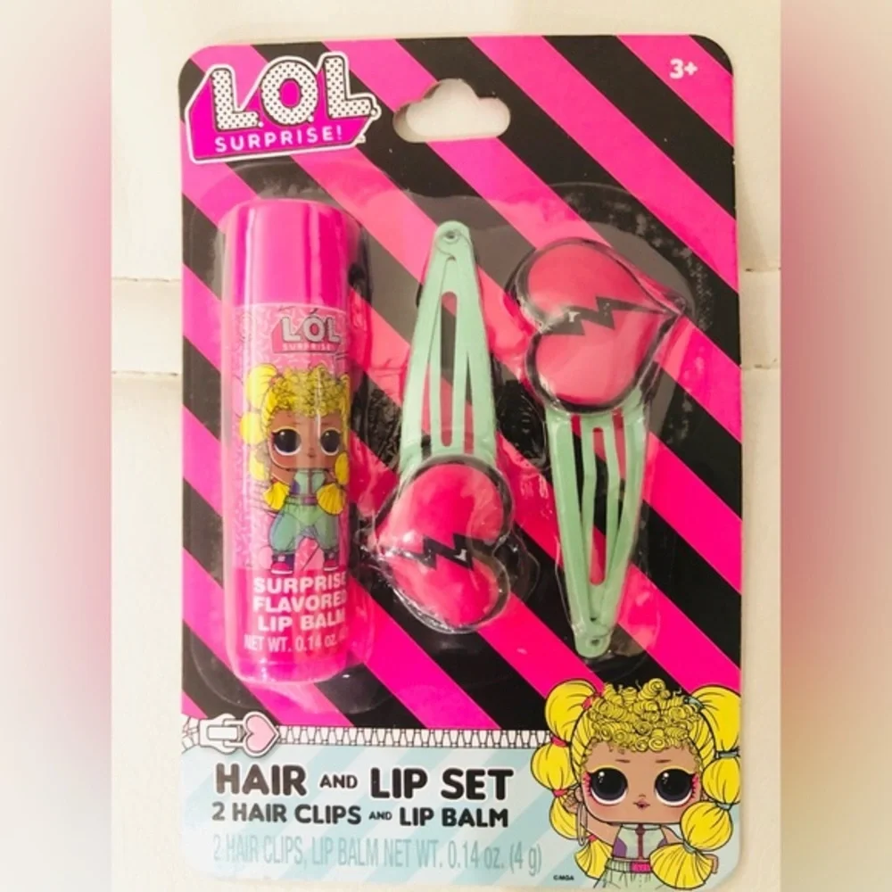 4piece L.O.L Surprise heart‎ shaped hair clip & lip balm set new FREE